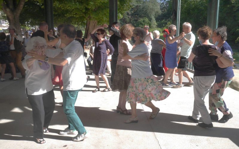 Kosques1-2021-JP-09 danseurs